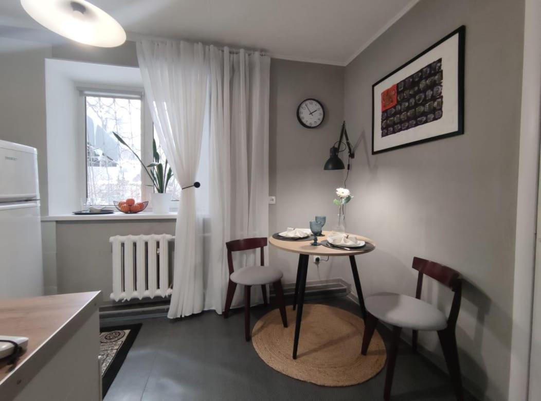 Apartment Persona *